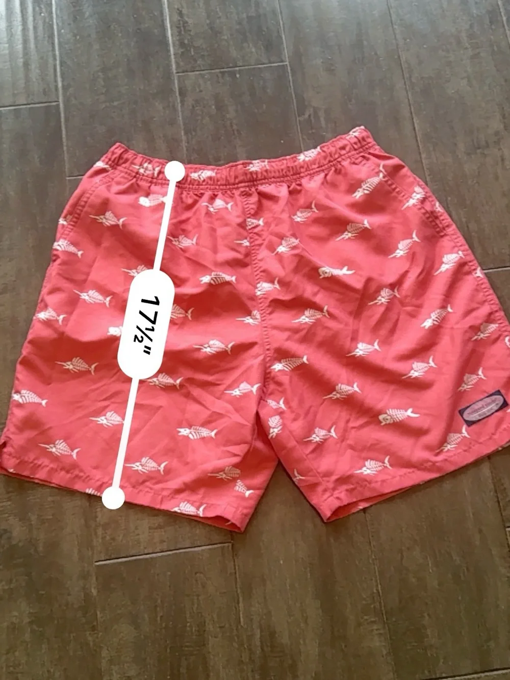 Vineyard Vines retails $98